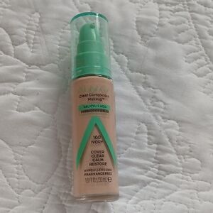 Almay Clear Complexion Foundation - Ivory